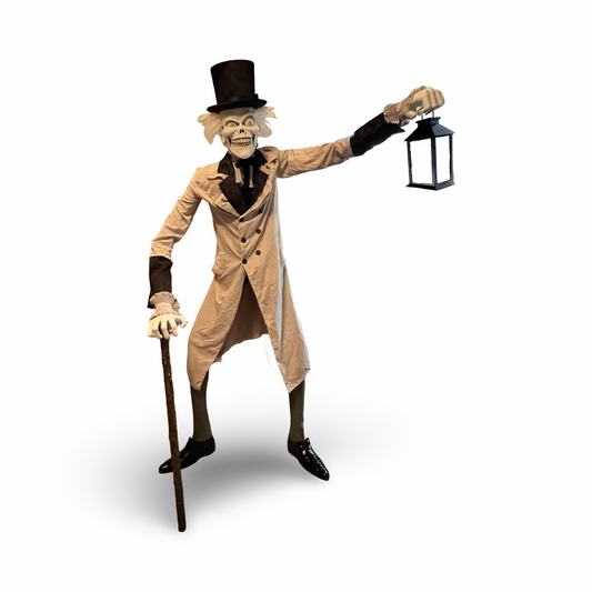 Life size prop Thaddeus Graves